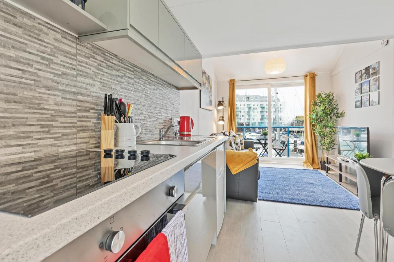 Apartament On The Water With Free Parking - By My Getaways Okręg wyborczy Hove Zewnętrze zdjęcie