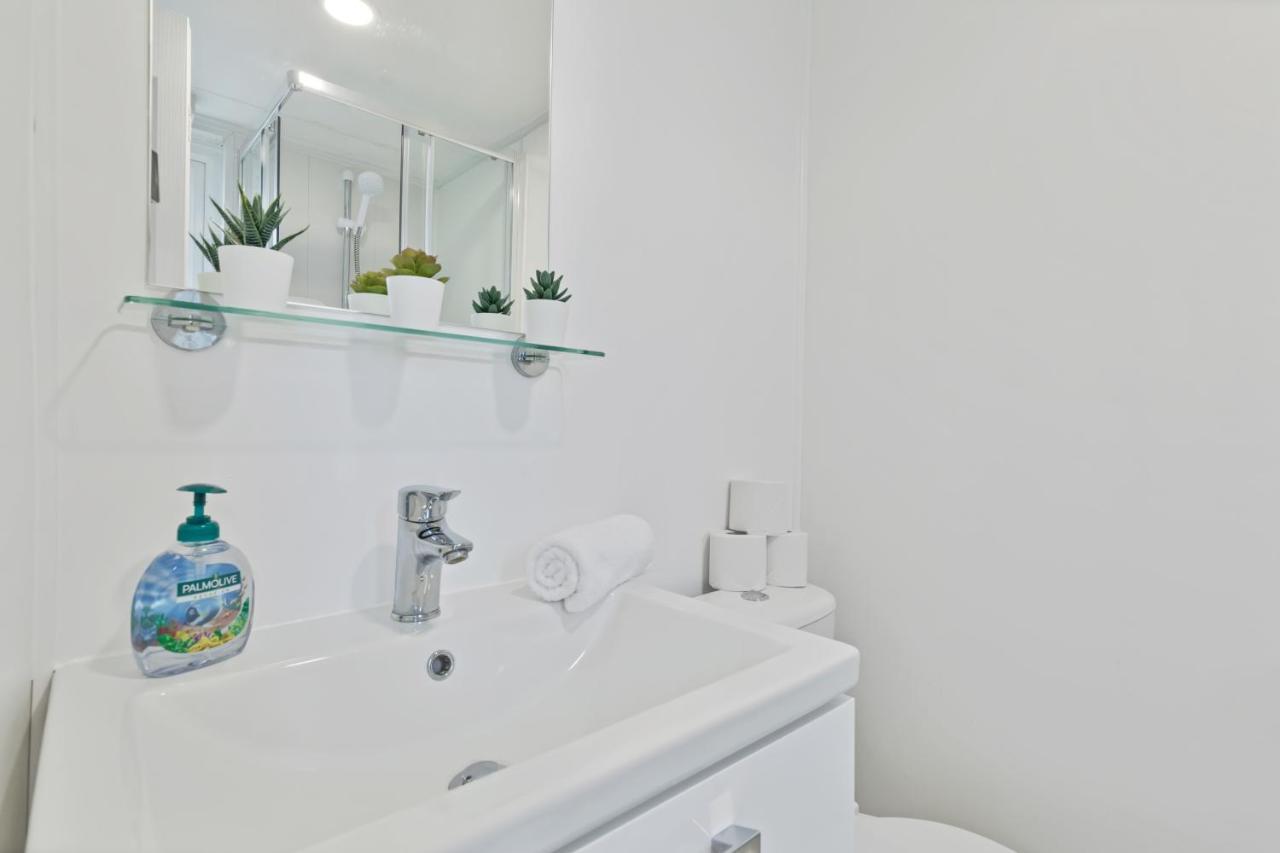 Apartament On The Water With Free Parking - By My Getaways Okręg wyborczy Hove Zewnętrze zdjęcie